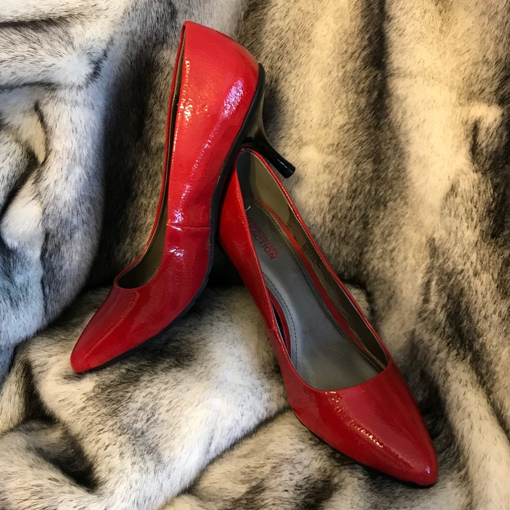 Kenneth Cole Reaction RED Patent Pumps 8 1/2